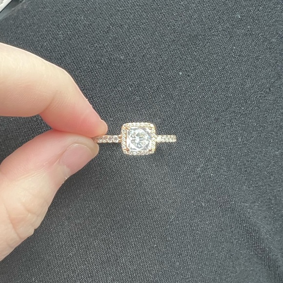 Pandora 14k gold ring - Picture 2 of 5